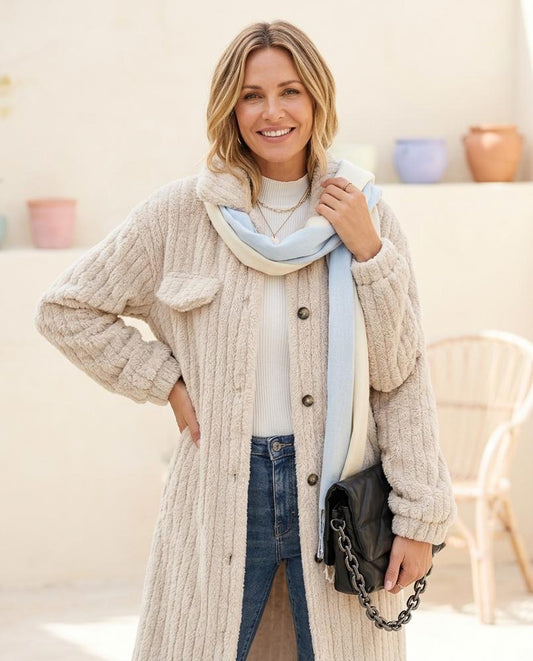 Ulla Fashion - Cosel | Plüschiger Gerippter Mantel Damen