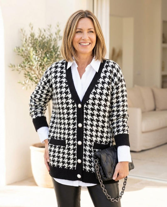 Ulla Fashion - Veram | Gemusterte Geknöpfte Strickjacke Damen